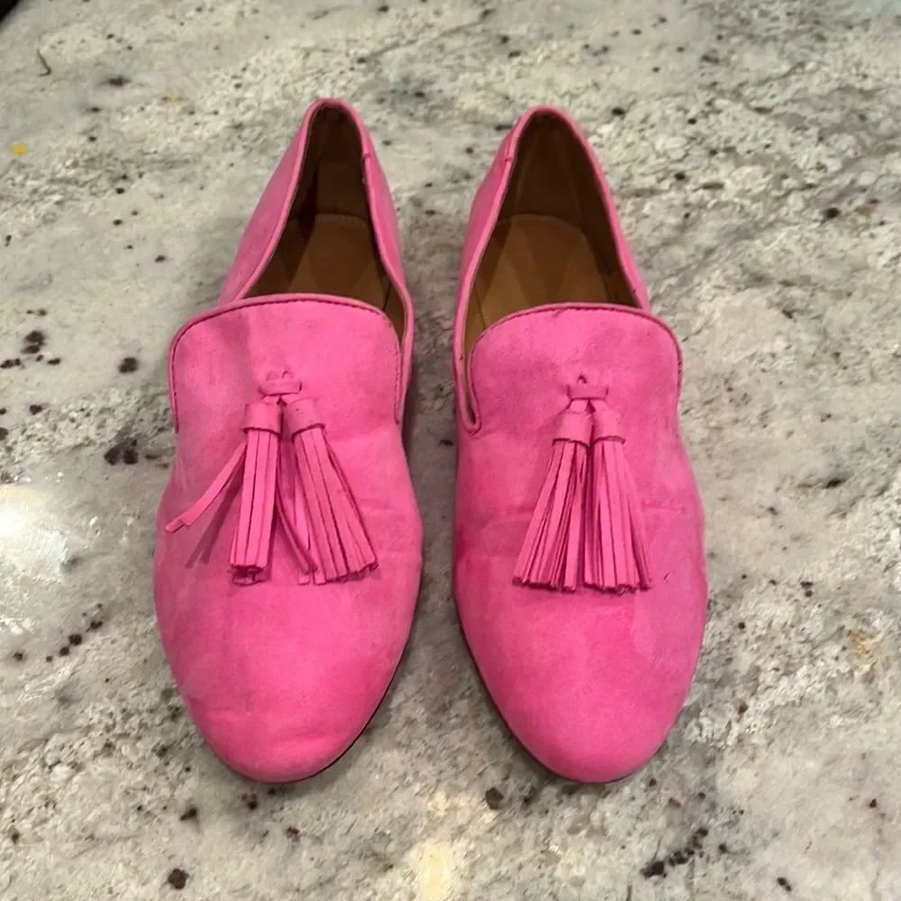J. Crew Bright Pink Barbiecore Tassel Loafers sz 9-1/2